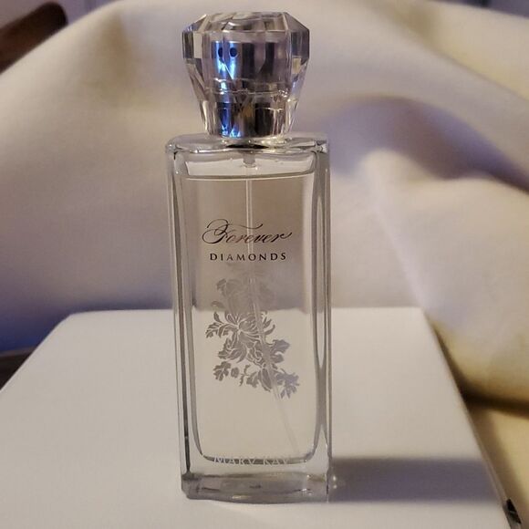 Mary Kay Forever Diamonds E.D.P. Spray, 2 fl‎ oz - Picture 1 of 4